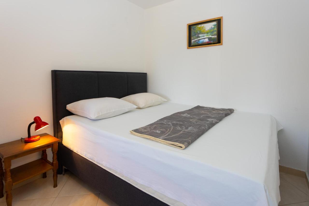 Apartmani Melisa Sumartin Extérieur photo